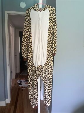 Plush Leopard Heart Print Fleece Onesie with Hood